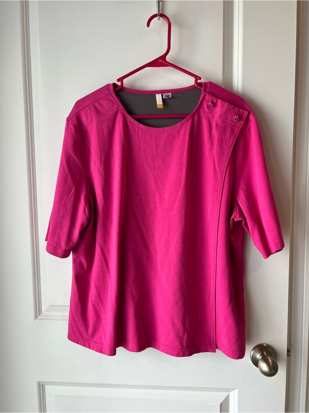 Pink nursing-breast feeding wrap Top. XXL
